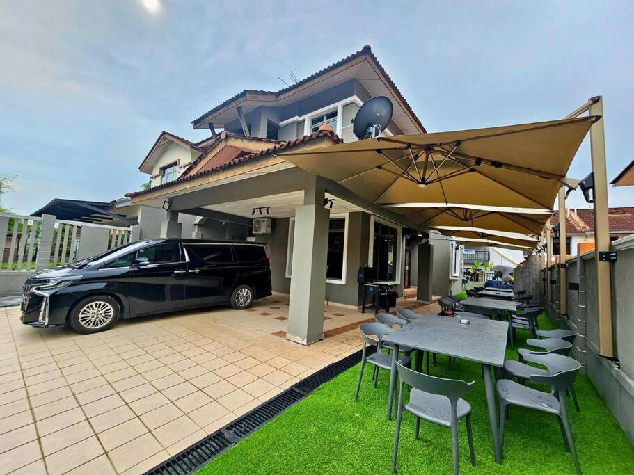 Cozy Holiday Home Karaoke Bbq Bukit Indah Jb Johor Bahru Exterior foto