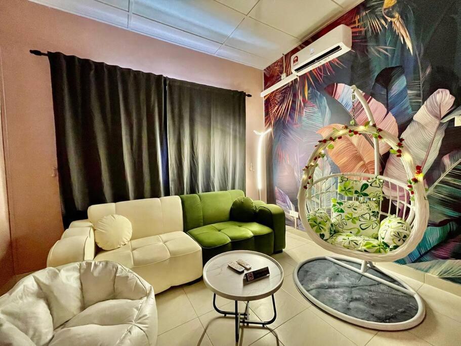 Cozy Holiday Home Karaoke Bbq Bukit Indah Jb Johor Bahru Exterior foto